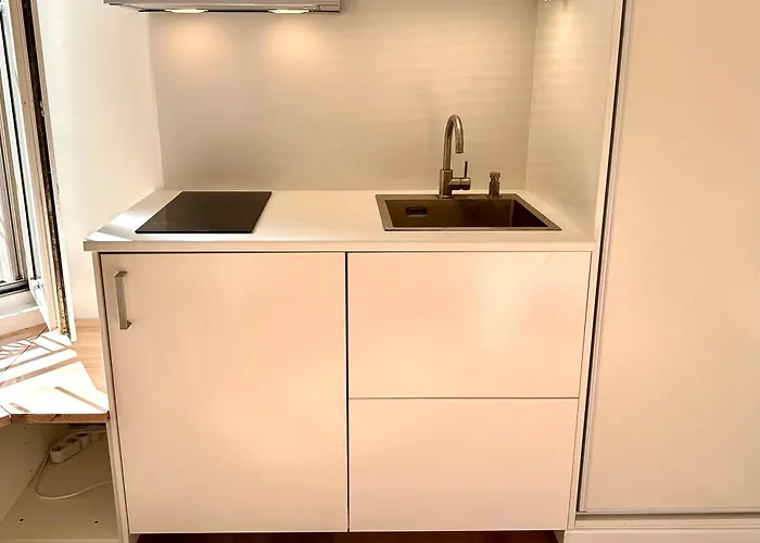 Studio Metro Paris La-Defense